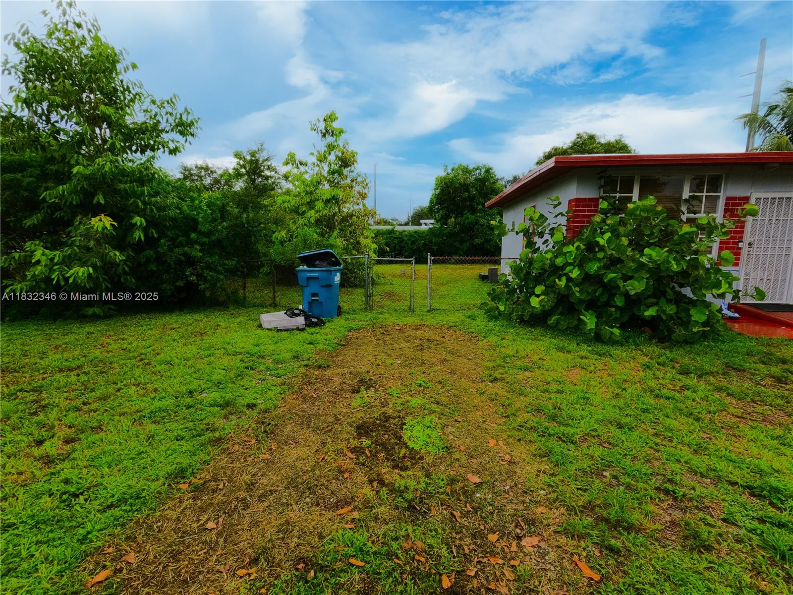 1841 NW 86th Ter