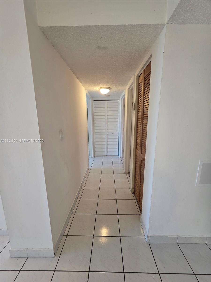 HORIZONS WEST CONDO #5 - Residential Lease