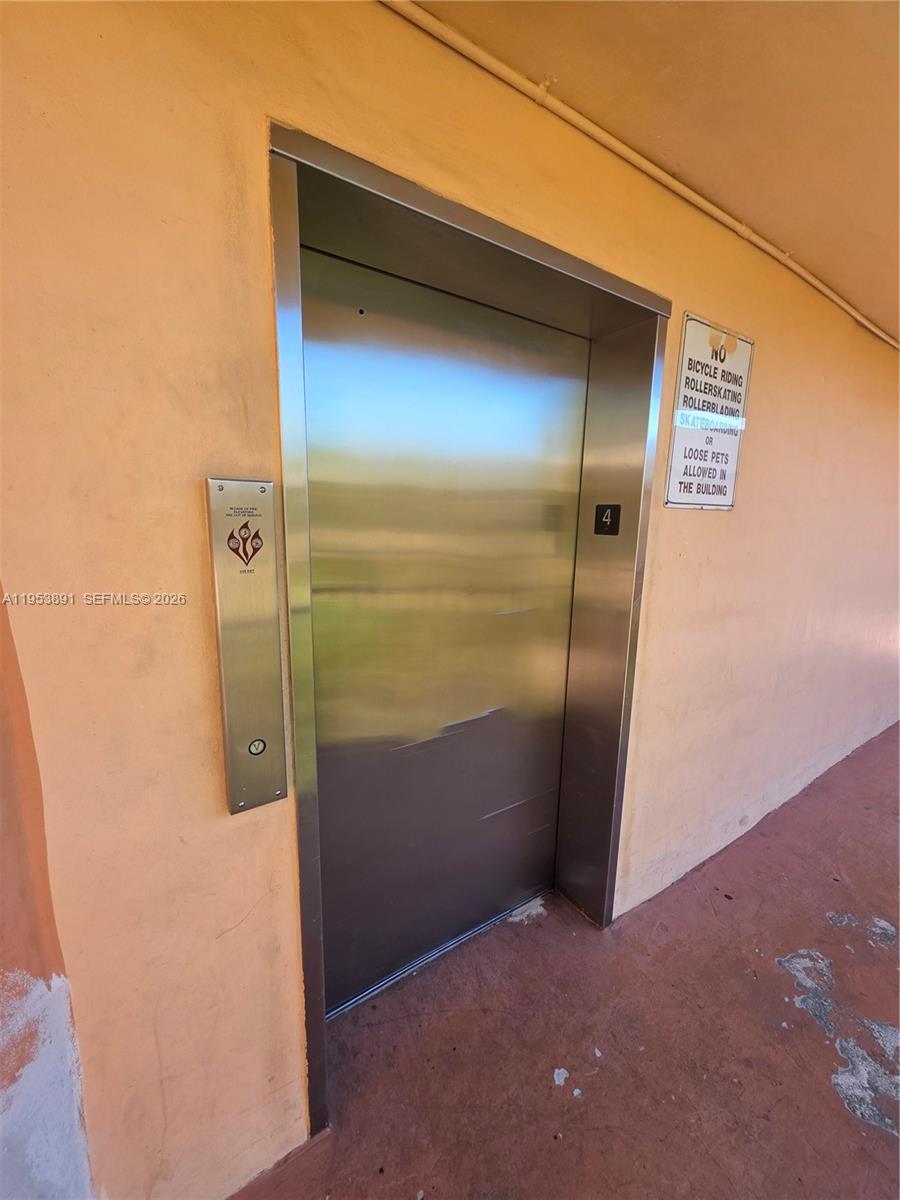 HORIZONS WEST CONDO #5 - Residential Lease