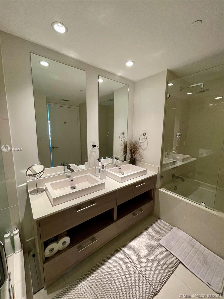 1300 S MIAMI AVENUE CONDO - Residential Lease