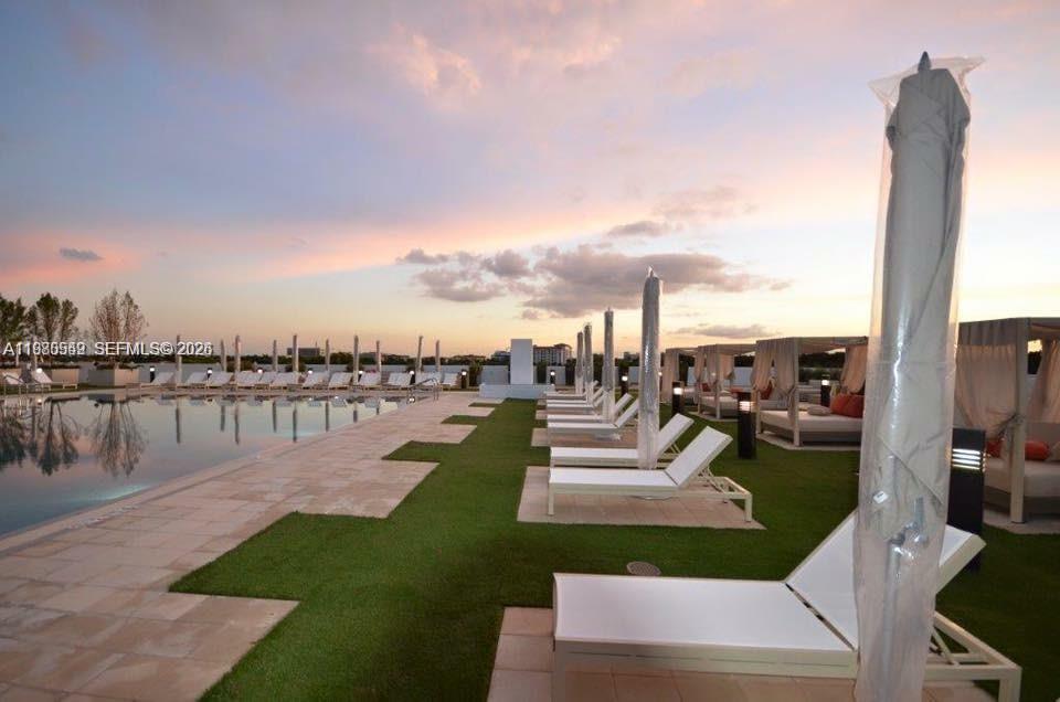 5252 PASEO CONDO - Residential Lease