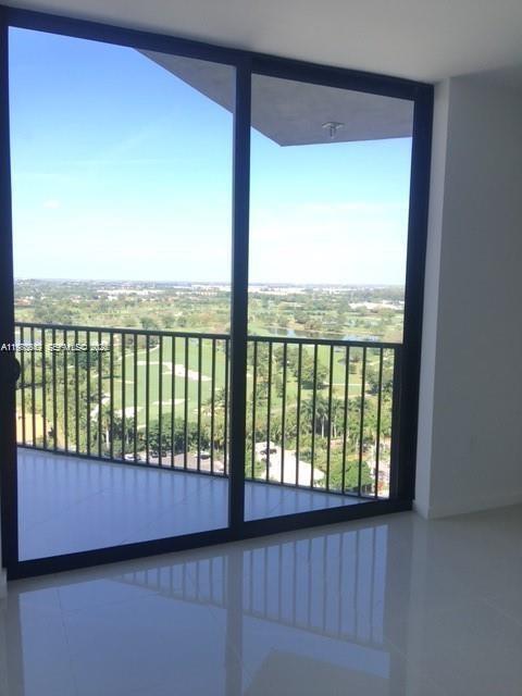 5252 PASEO CONDO - Residential Lease