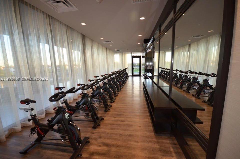 5252 PASEO CONDO - Residential Lease