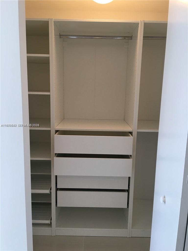 5252 PASEO CONDO - Residential Lease