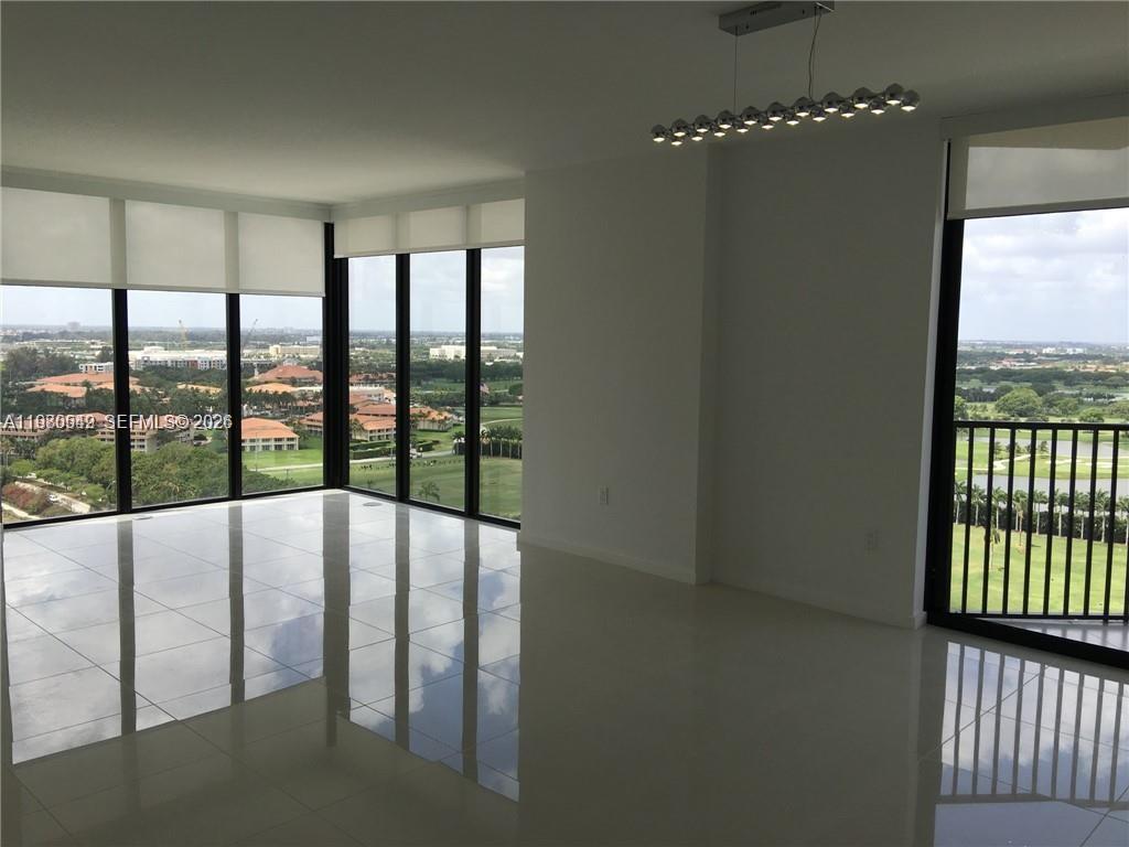 5252 PASEO CONDO - Residential Lease