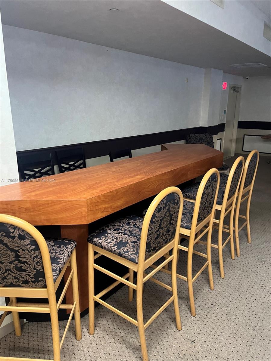 MYSTIC POINTE TOWER 600 C - Residential