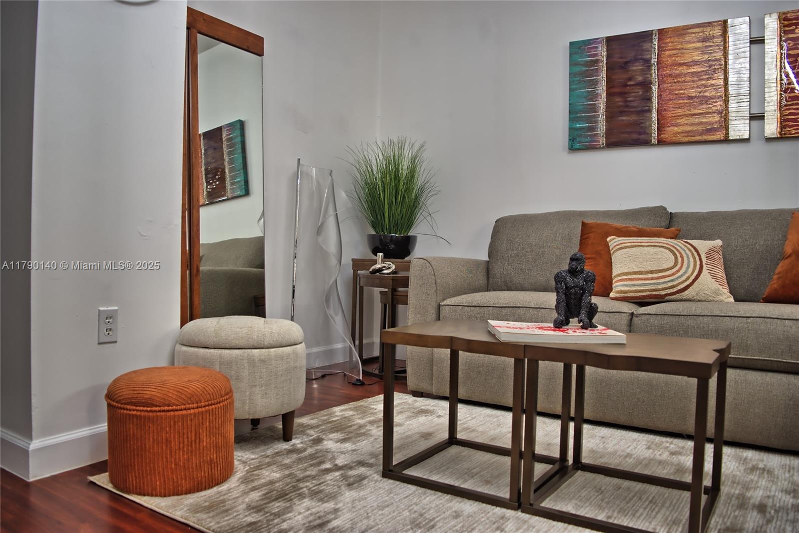 THE SAIL CONDO - Residential Lease