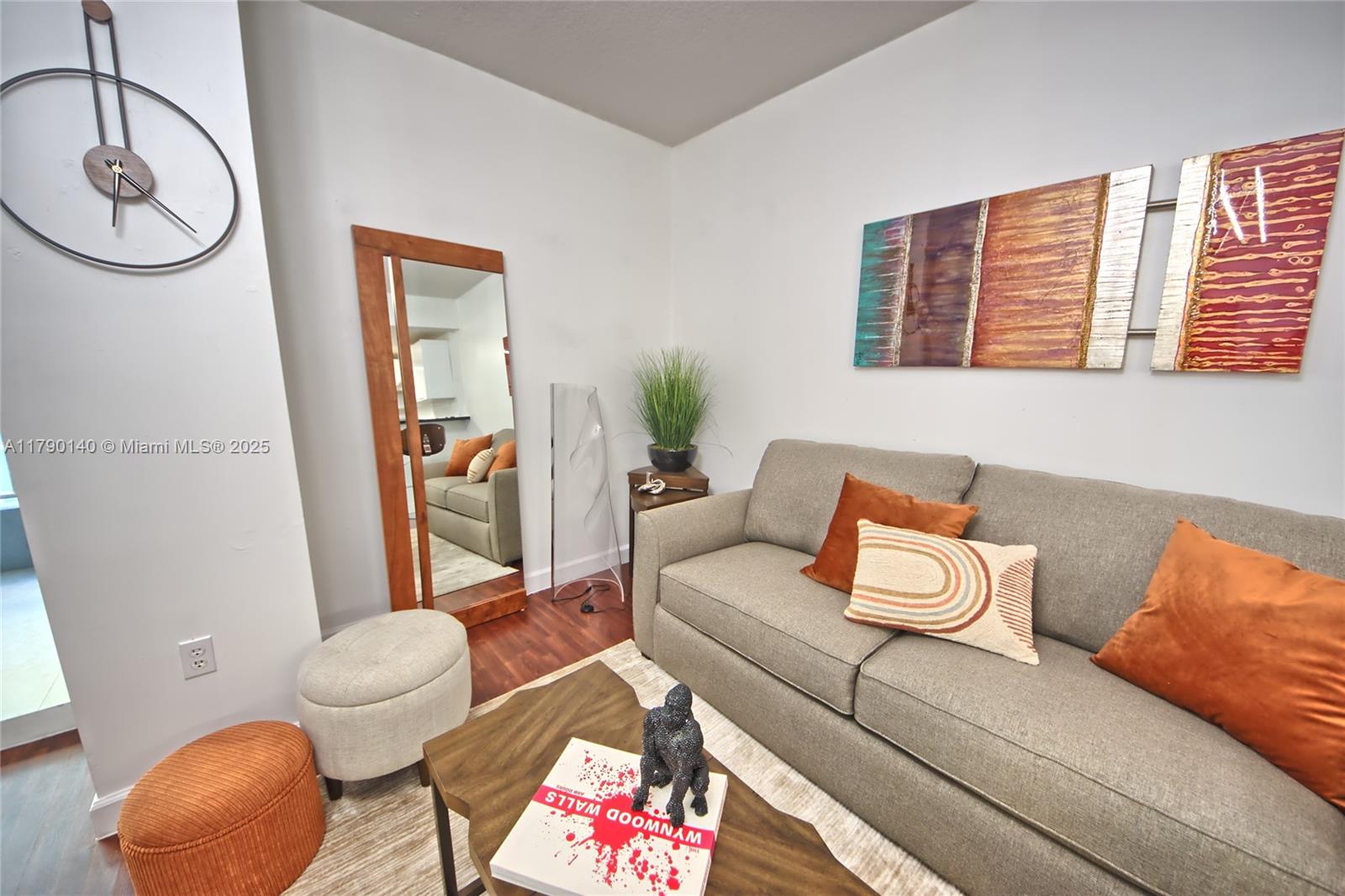THE SAIL CONDO - Residential Lease