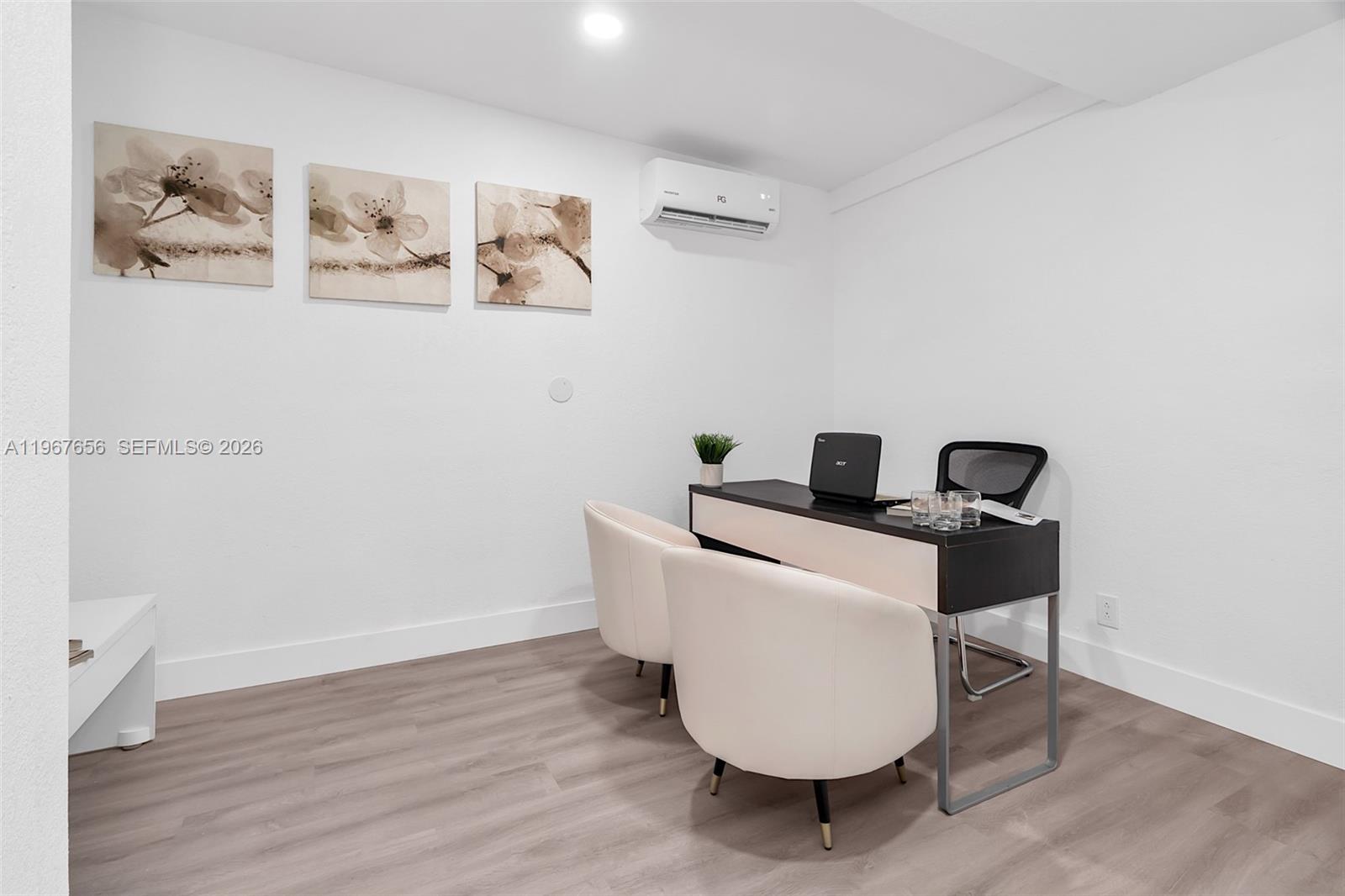 LAKE BOYNTON ESTATES 1 - Residential