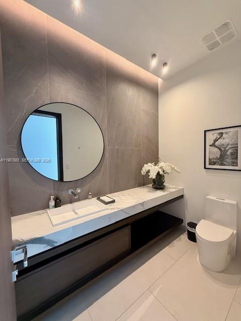 HELMS COUNTRY ESTATES ADD - Residential