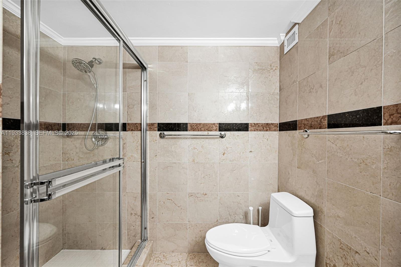 THE ALEXANDER CONDO - Residential