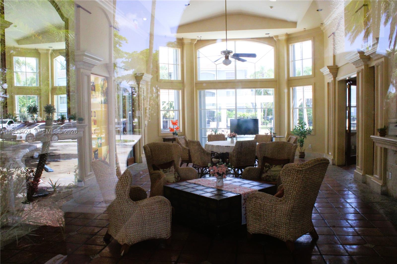 LA VIA CONDO - Residential