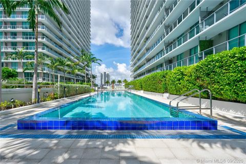 Tiny photo for 79 SW 12th St #3509-S, Miami, FL 33130 (MLS # A12019846)