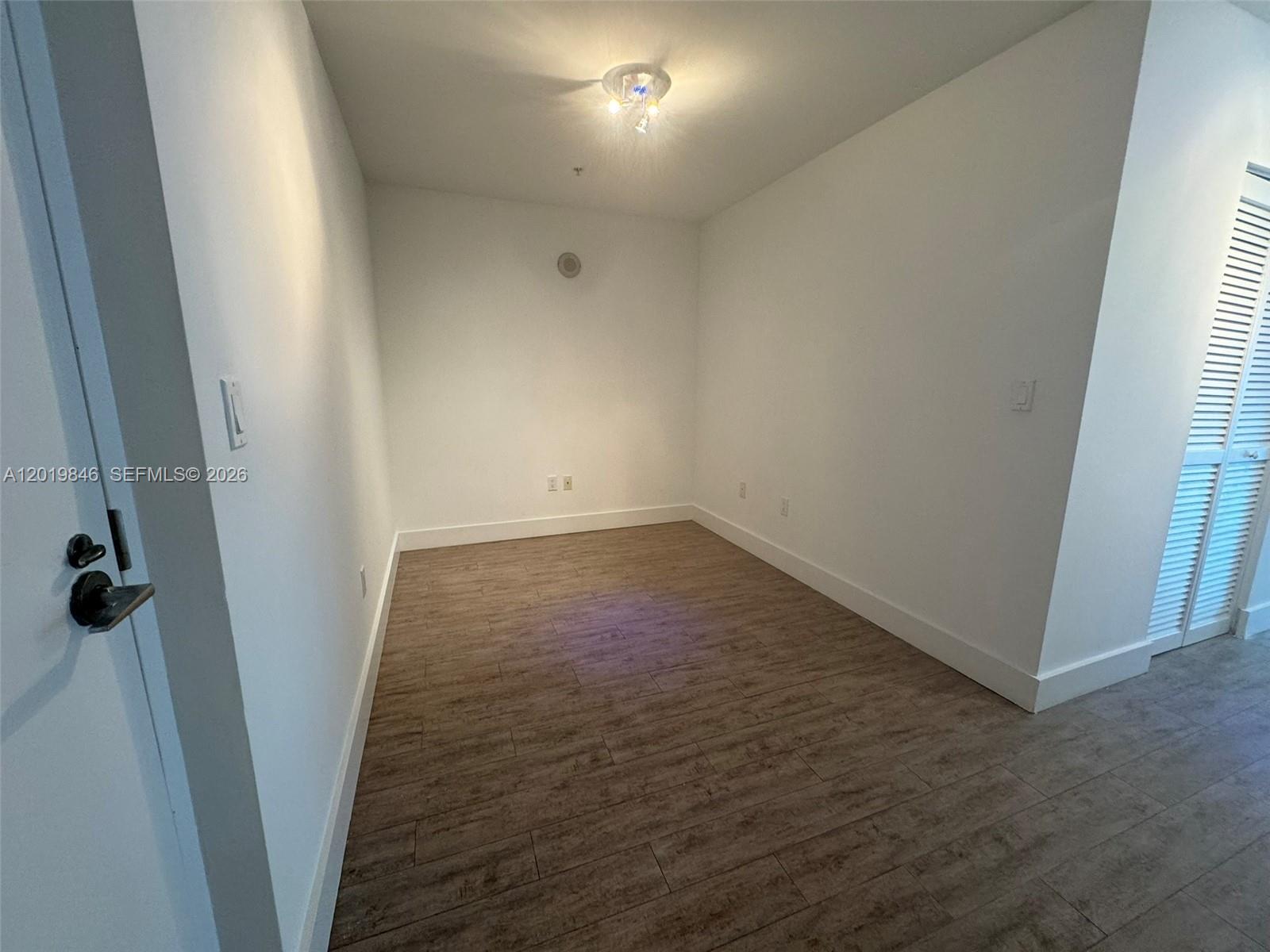 79 SW 12th St 3509-S