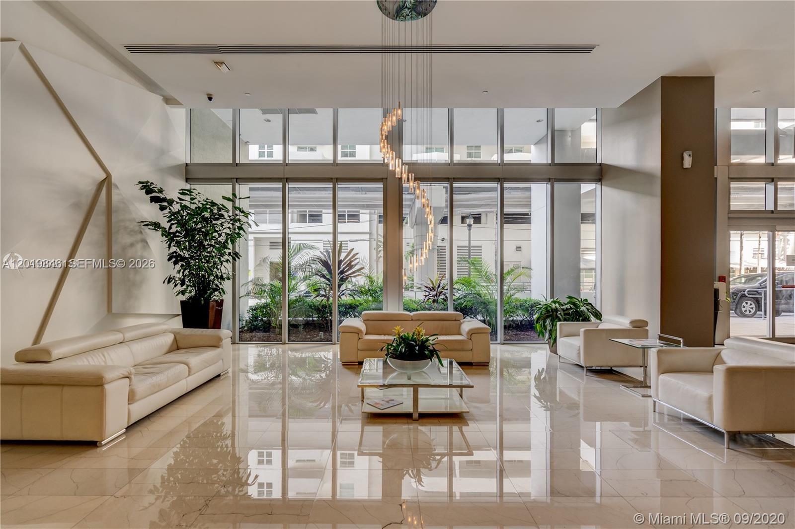 THE AXIS ON BRICKELL COND - Residential