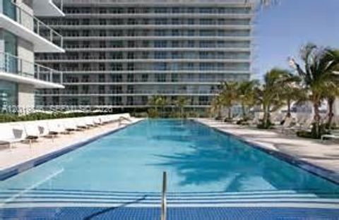 Tiny photo for 79 SW 12th St #3509-S, Miami, FL 33130 (MLS # A12019846)