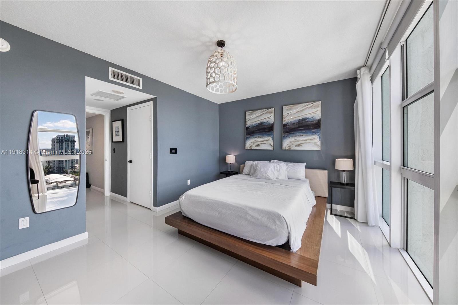 ONYX ON THE BAY CONDO - Residential