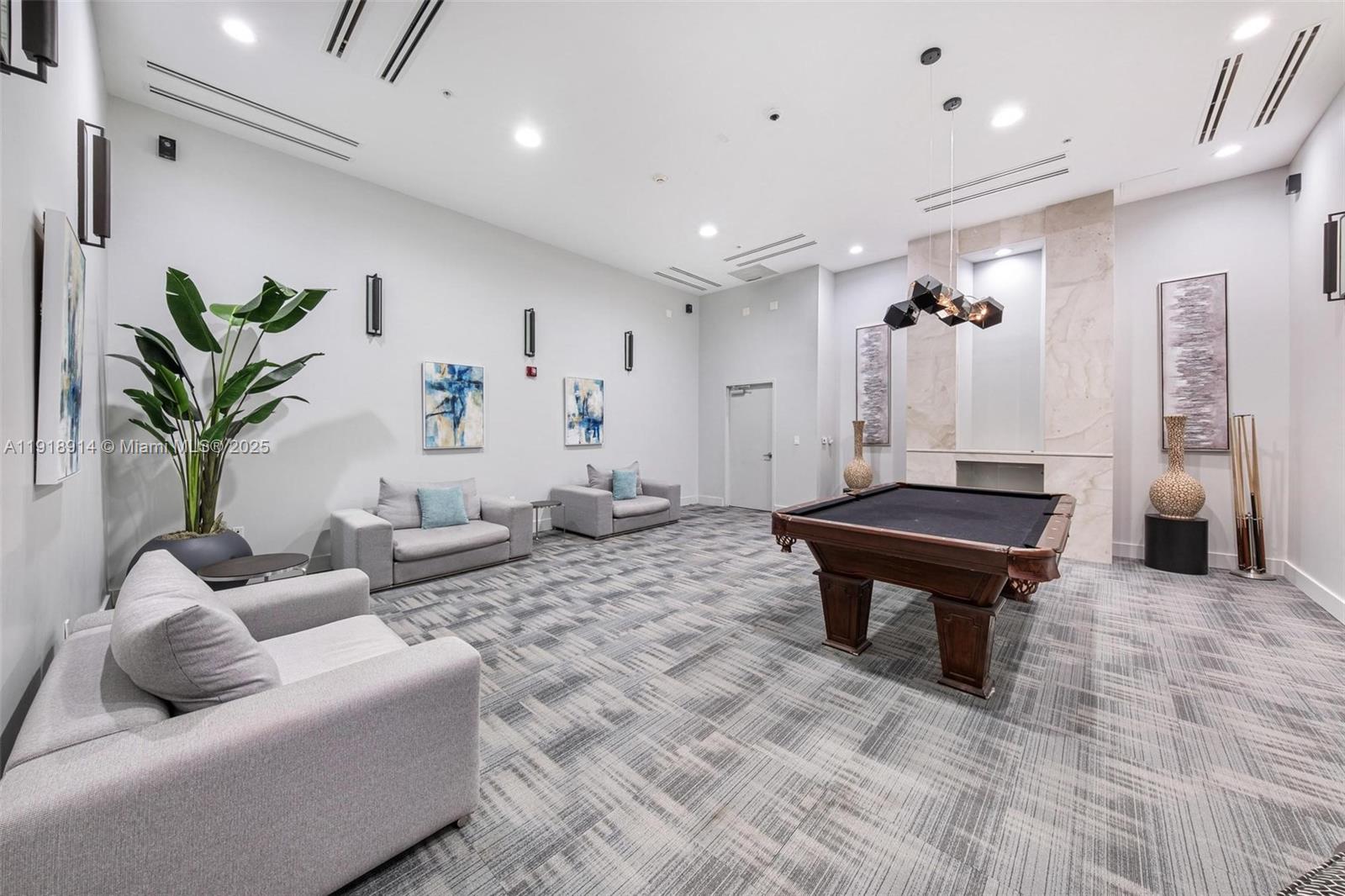 ONYX ON THE BAY CONDO - Residential