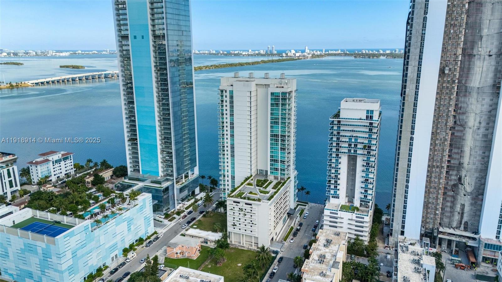 ONYX ON THE BAY CONDO - Residential