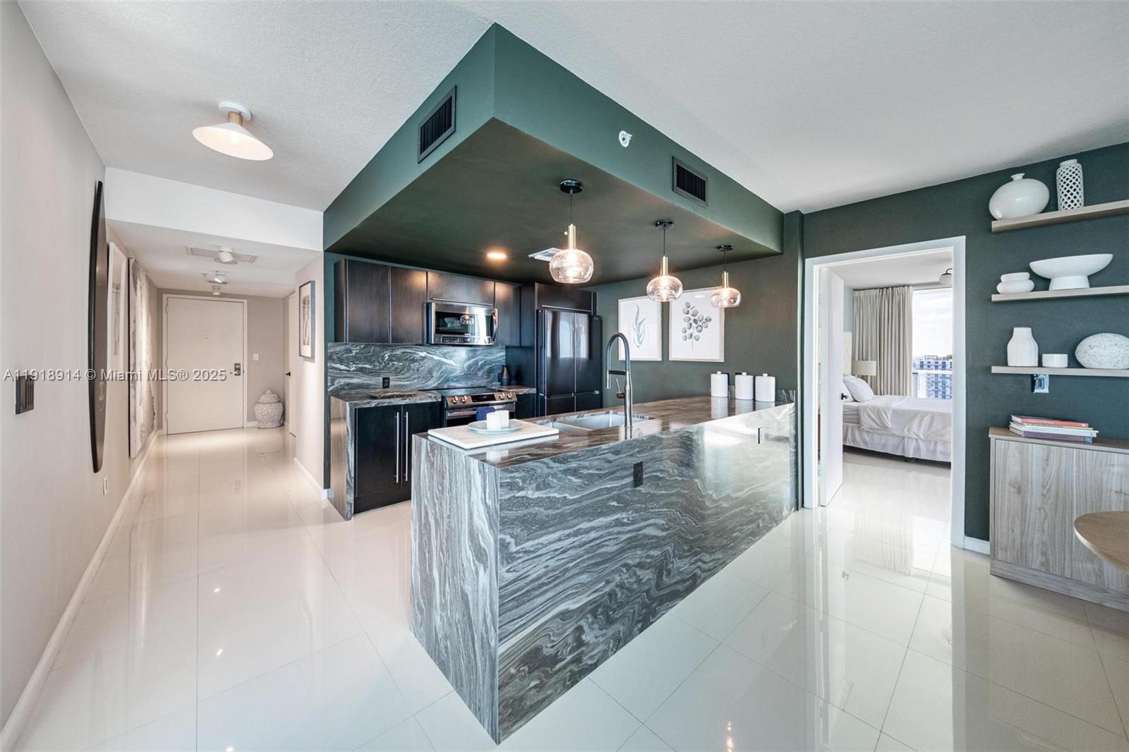ONYX ON THE BAY CONDO - Residential