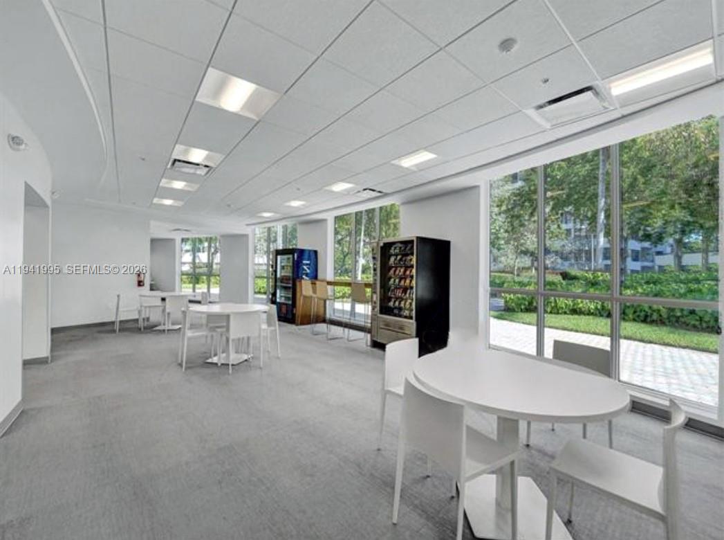 OLYMPUS CONDO PHASE - Residential