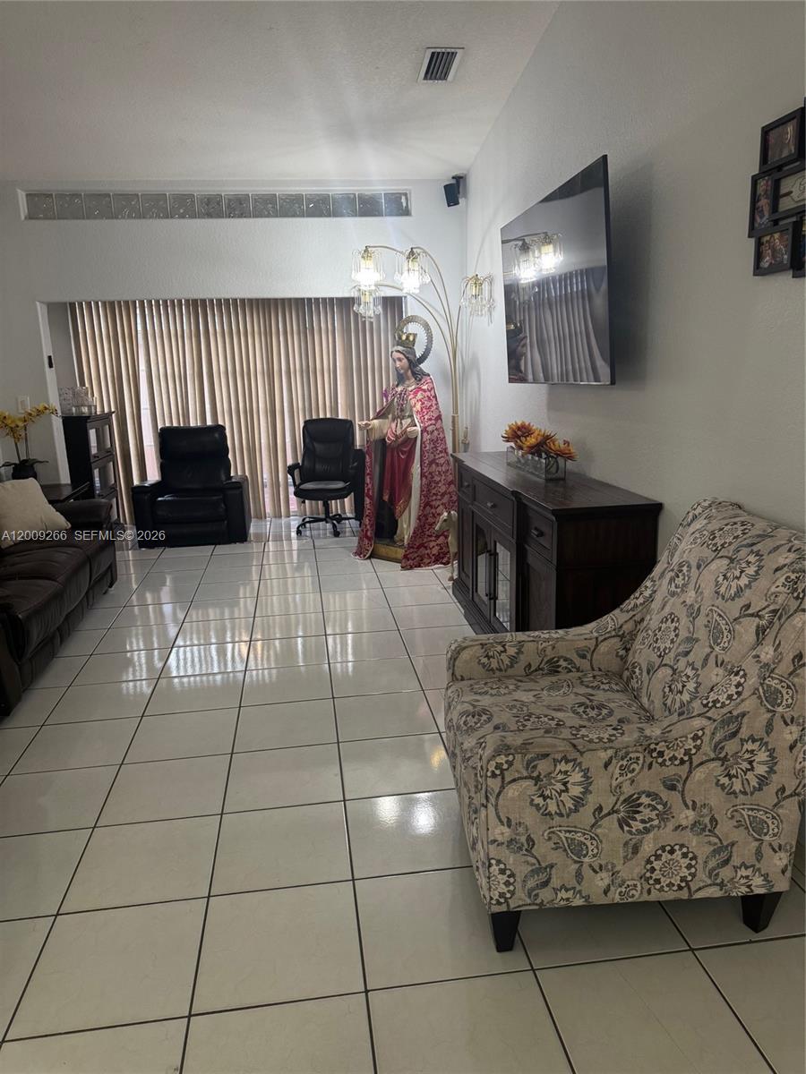SERENITY POINT - Residential