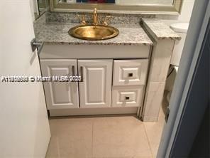 ARROWHEAD CONDO NO I - Residential Lease