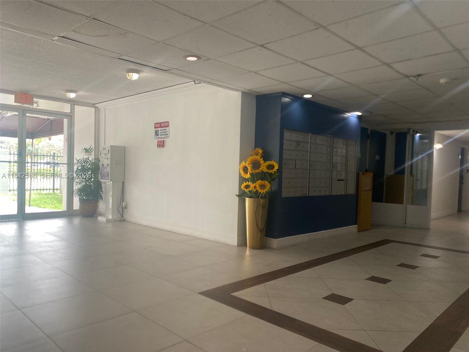 GOLDEN GATE APARTMENTS CO - Residential