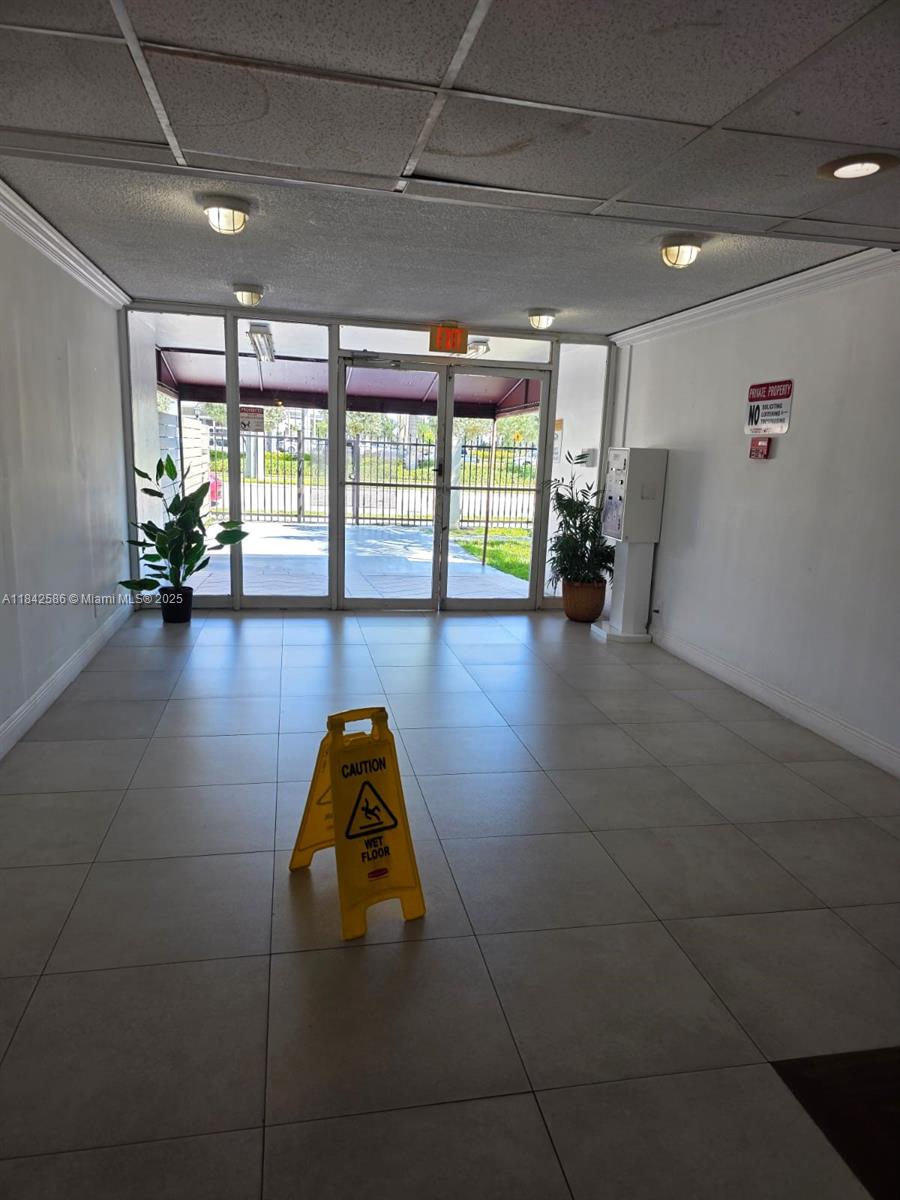 GOLDEN GATE APARTMENTS CO - Residential