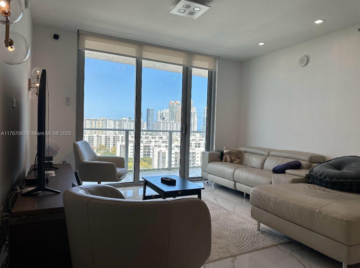330 Sunny Isles Blvd 5-1403