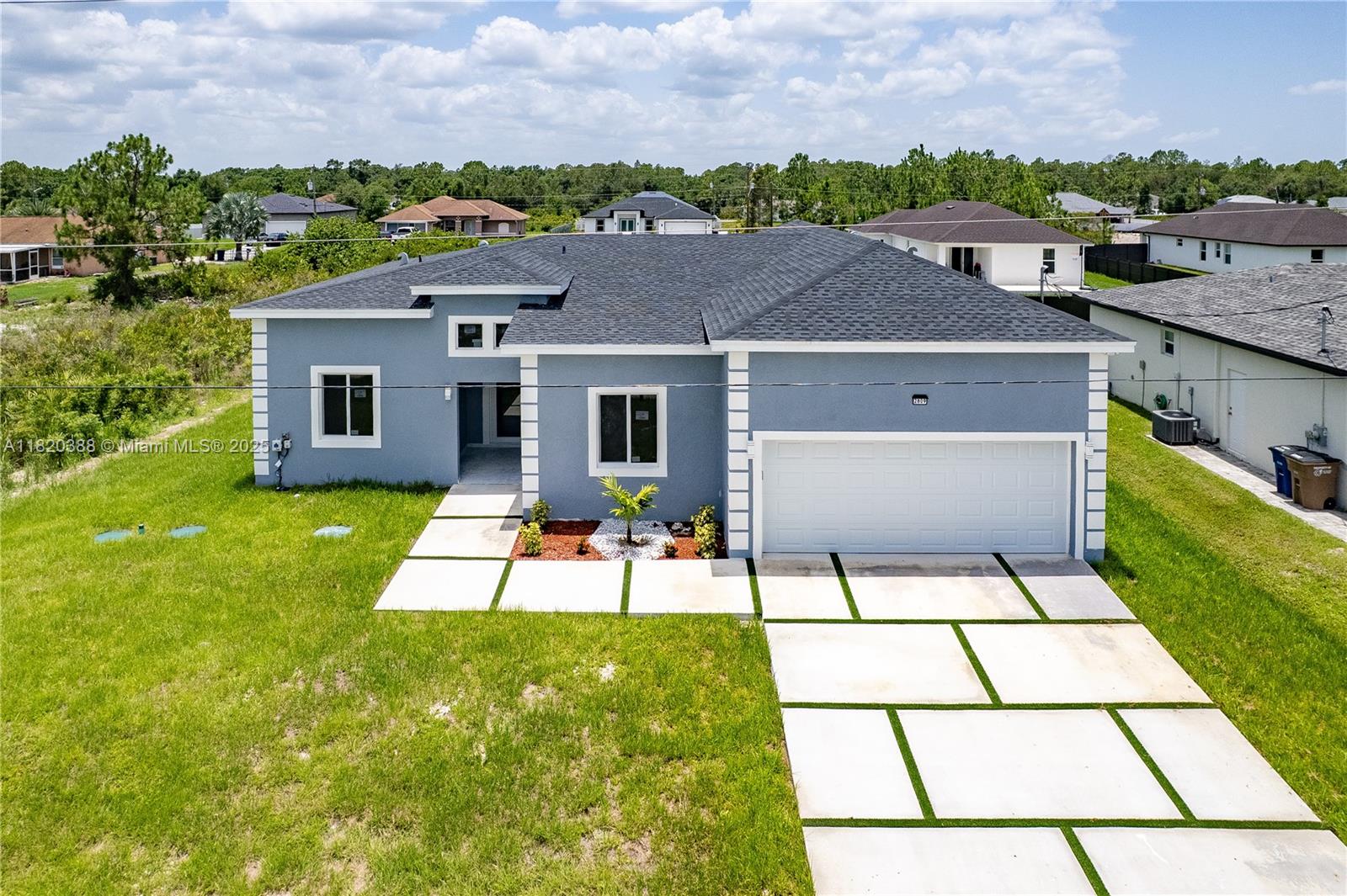 2809 55Nd St W St, Lehigh Acres, Lee County, Florida - 4 Bedrooms  
3 Bathrooms - 