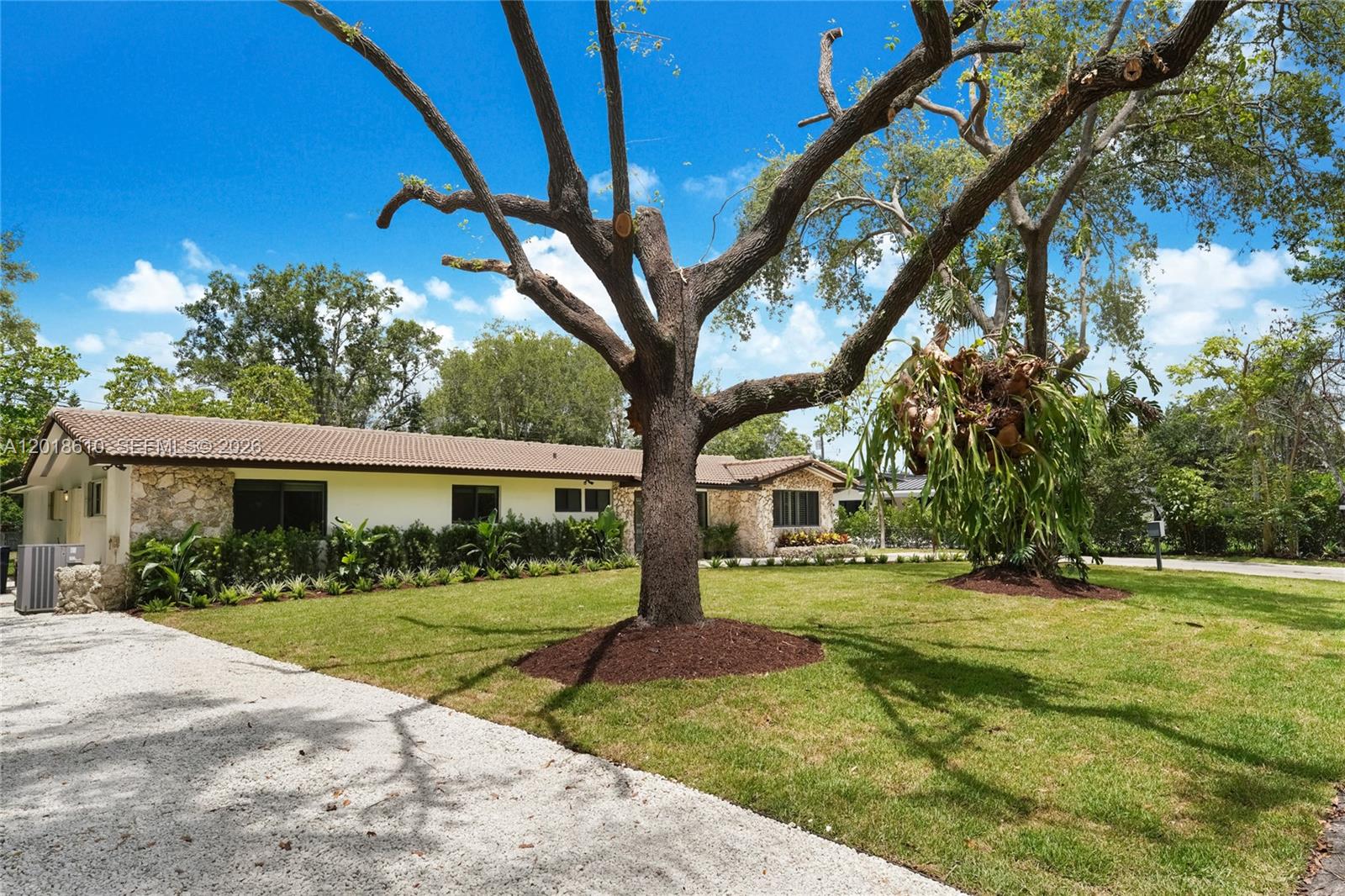 SUNSET HAVEN - Residential