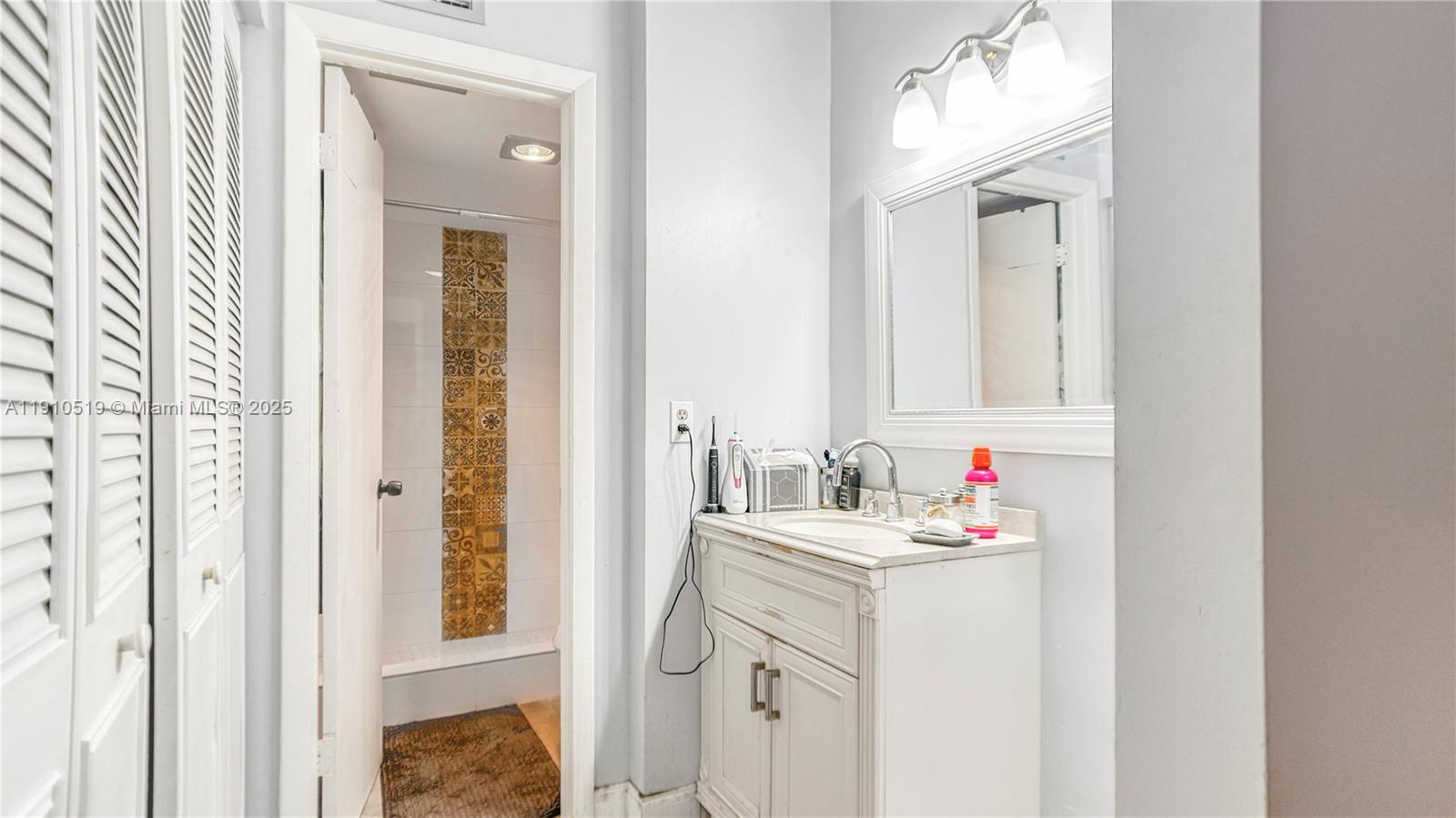 The Isles Of Inverrary - Residential