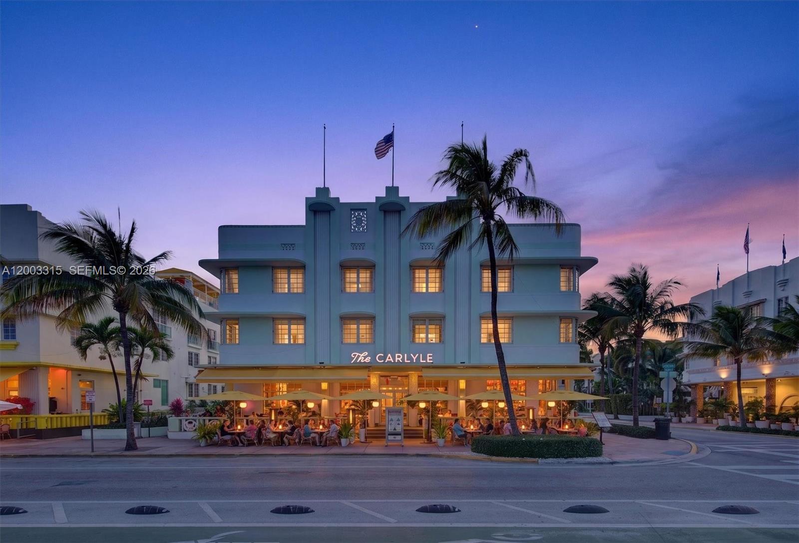 THE CARLYLE DECO HOTEL CO - Residential