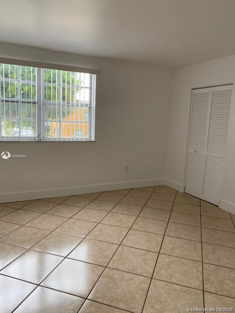 SOLEIL AT FONTAINEBLEAU C - Residential Lease