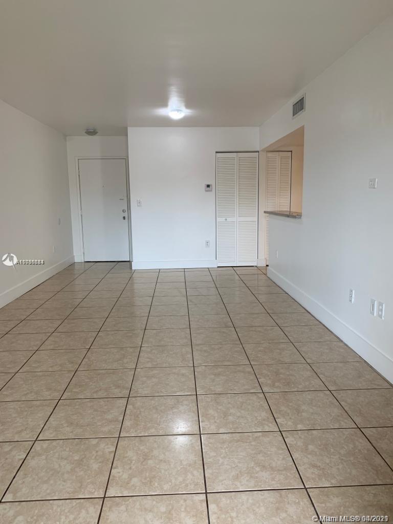 SOLEIL AT FONTAINEBLEAU C - Residential Lease