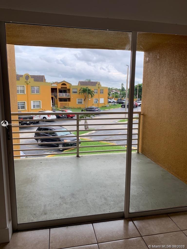 SOLEIL AT FONTAINEBLEAU C - Residential Lease