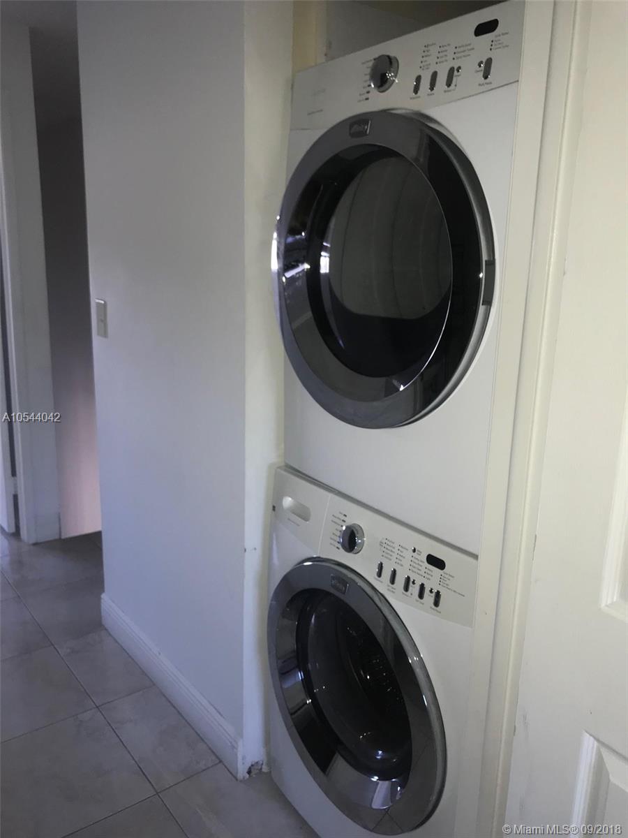 WATERVIEW CONDO - Residential Lease