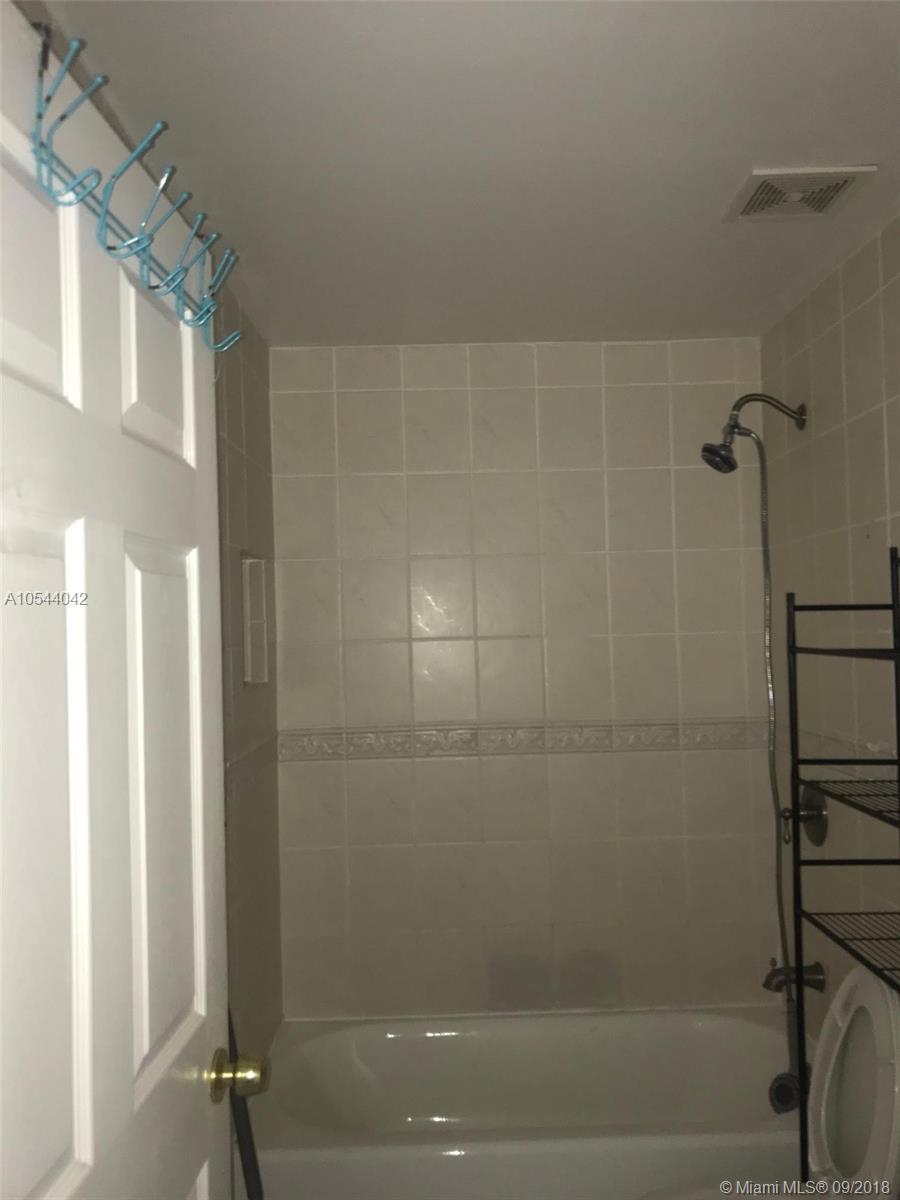 WATERVIEW CONDO - Residential Lease