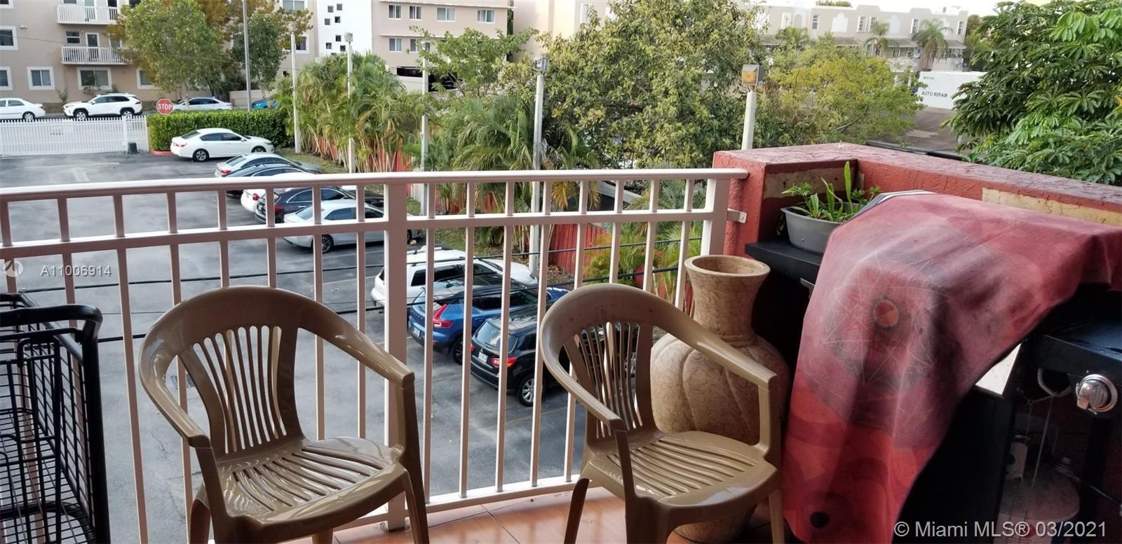 SUNSHINE CONDO - Residential