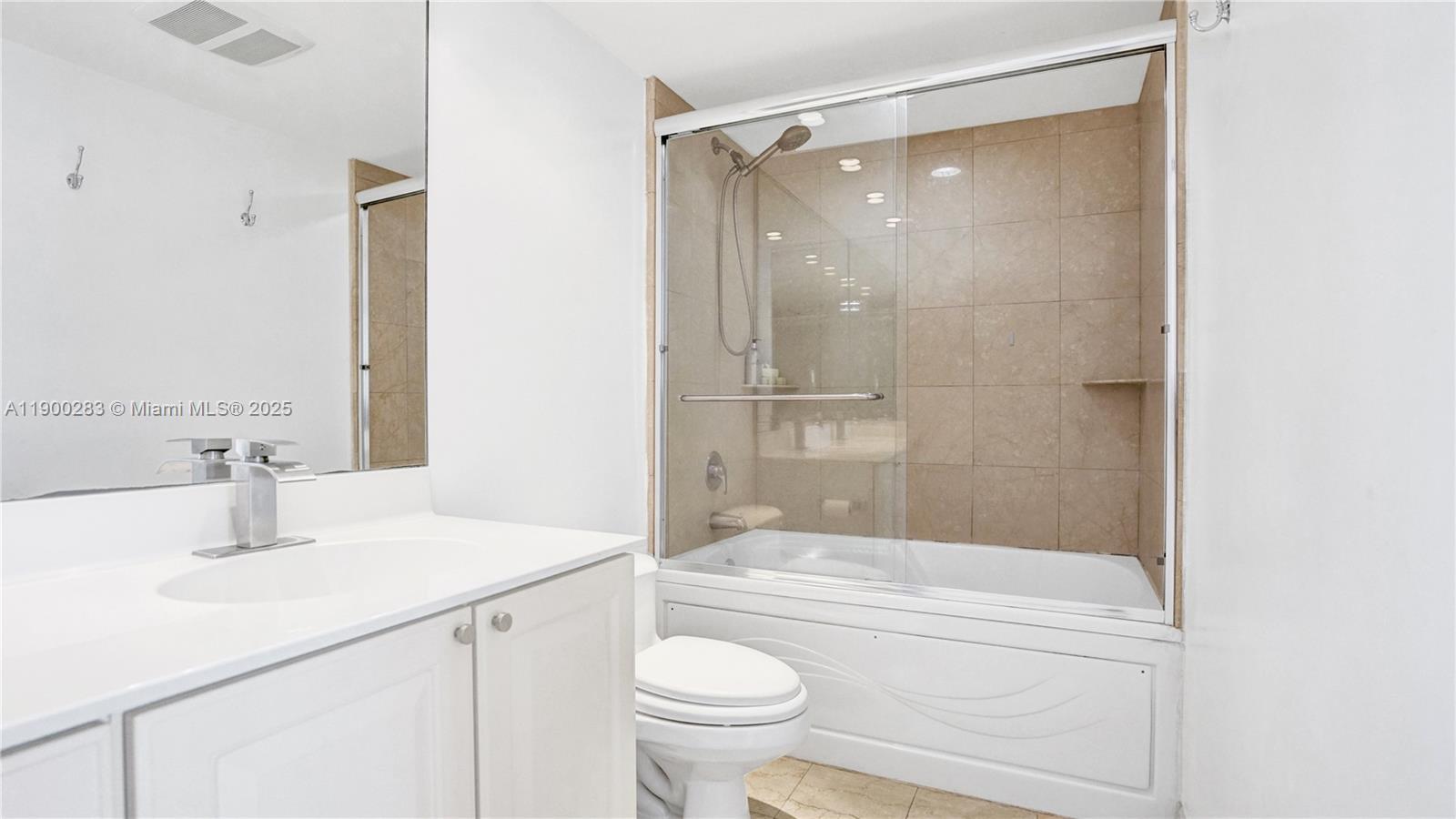 ST TROPEZ OCEAN CONDO - Residential