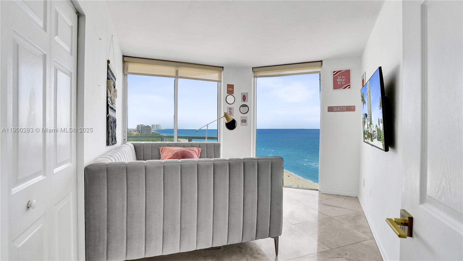 ST TROPEZ OCEAN CONDO - Residential