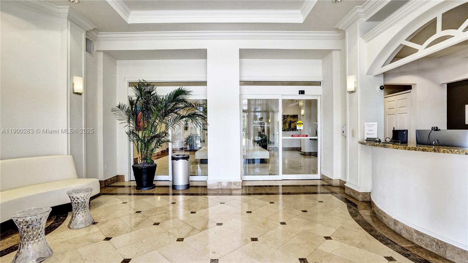 ST TROPEZ OCEAN CONDO - Residential