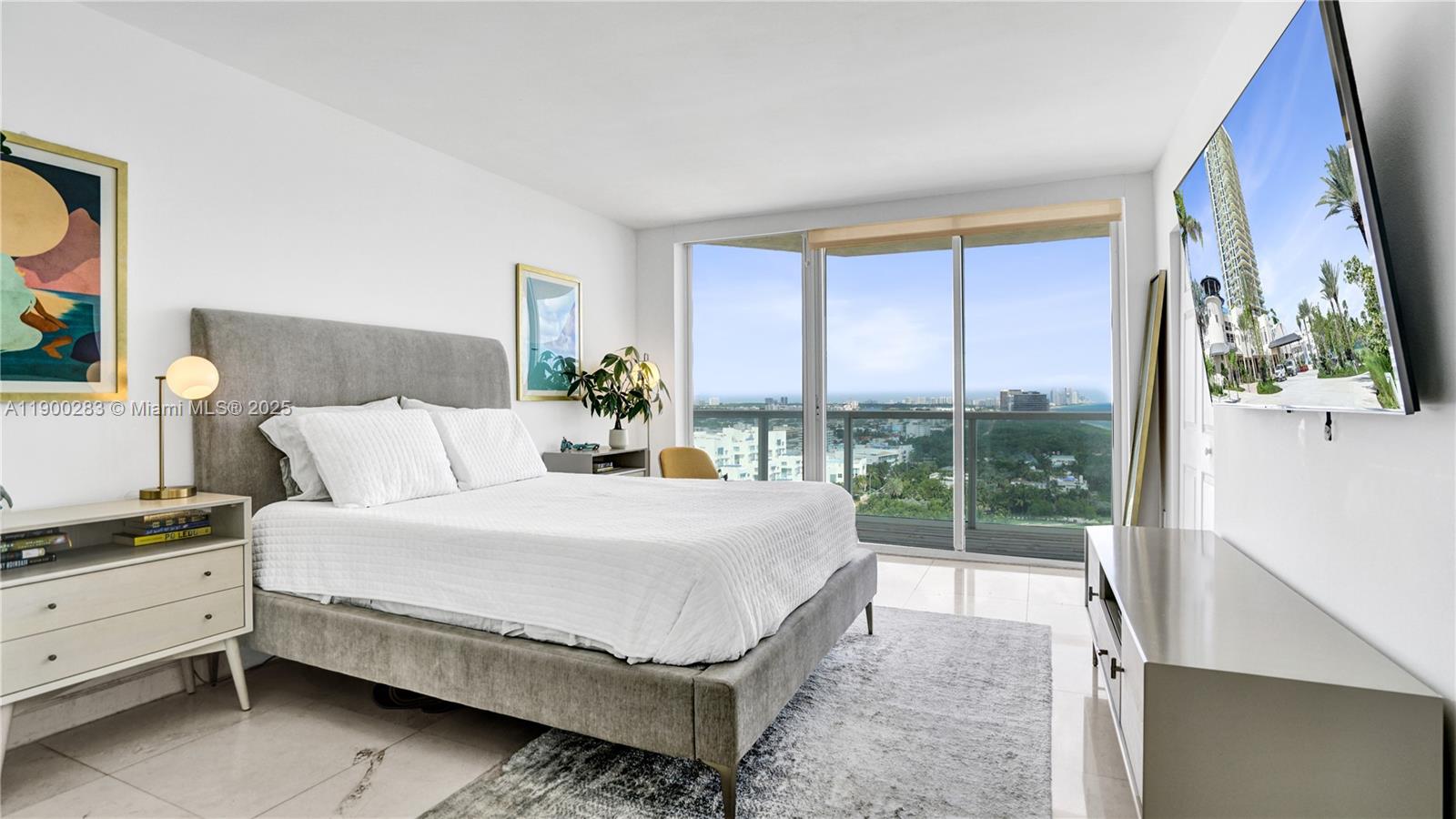 ST TROPEZ OCEAN CONDO - Residential