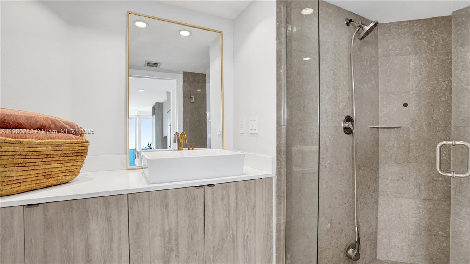 ST TROPEZ OCEAN CONDO - Residential