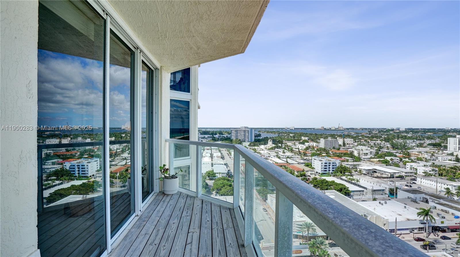 ST TROPEZ OCEAN CONDO - Residential