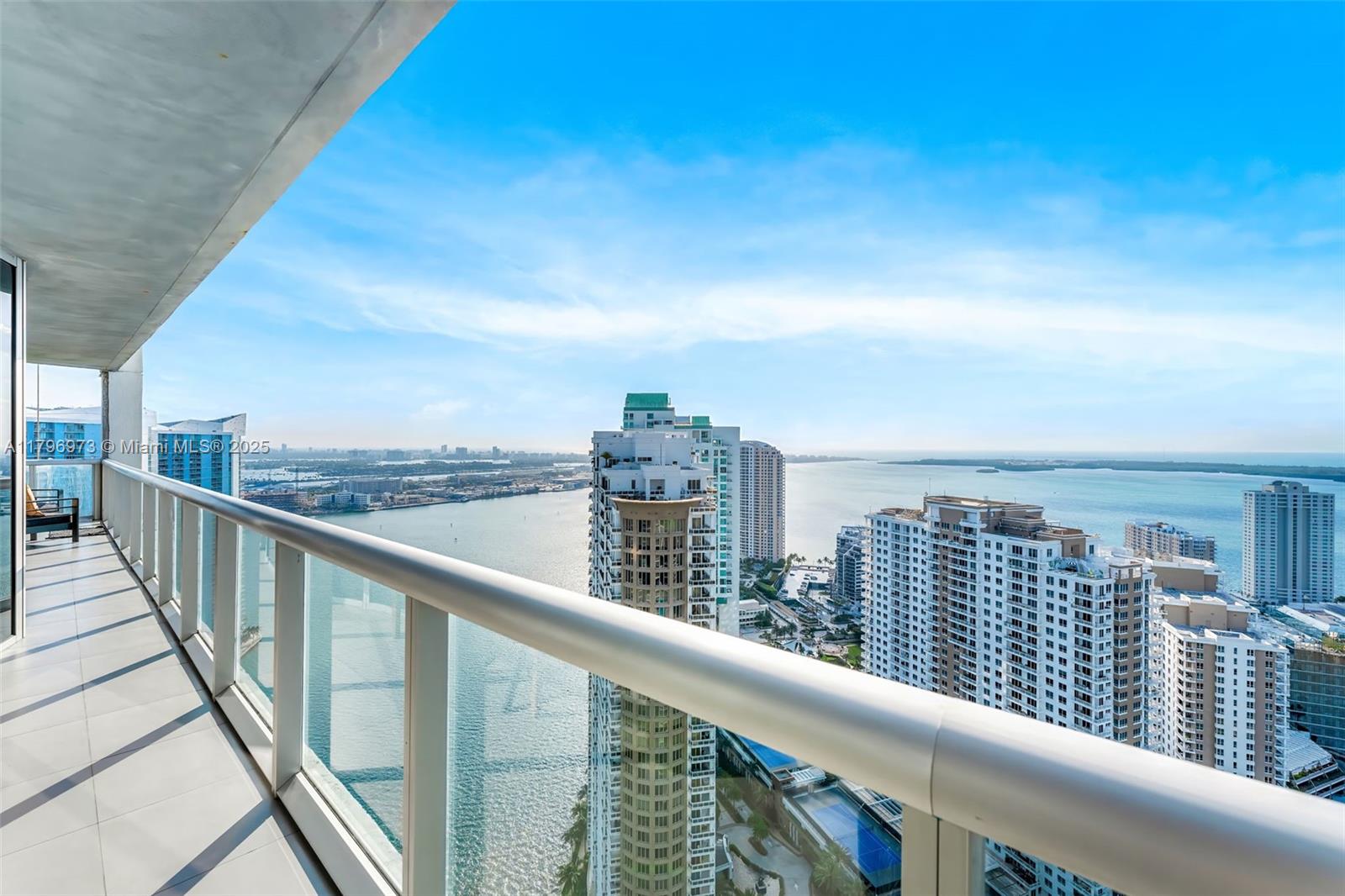 ICONBRICKELL CONDO NO 1 - Residential Lease