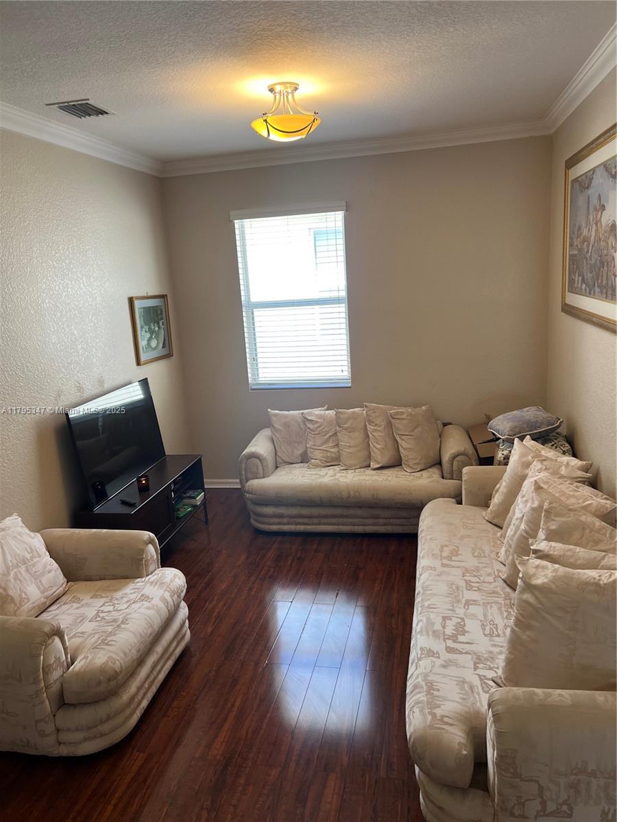 COUNTRY GARDENS SOUTH - Residential