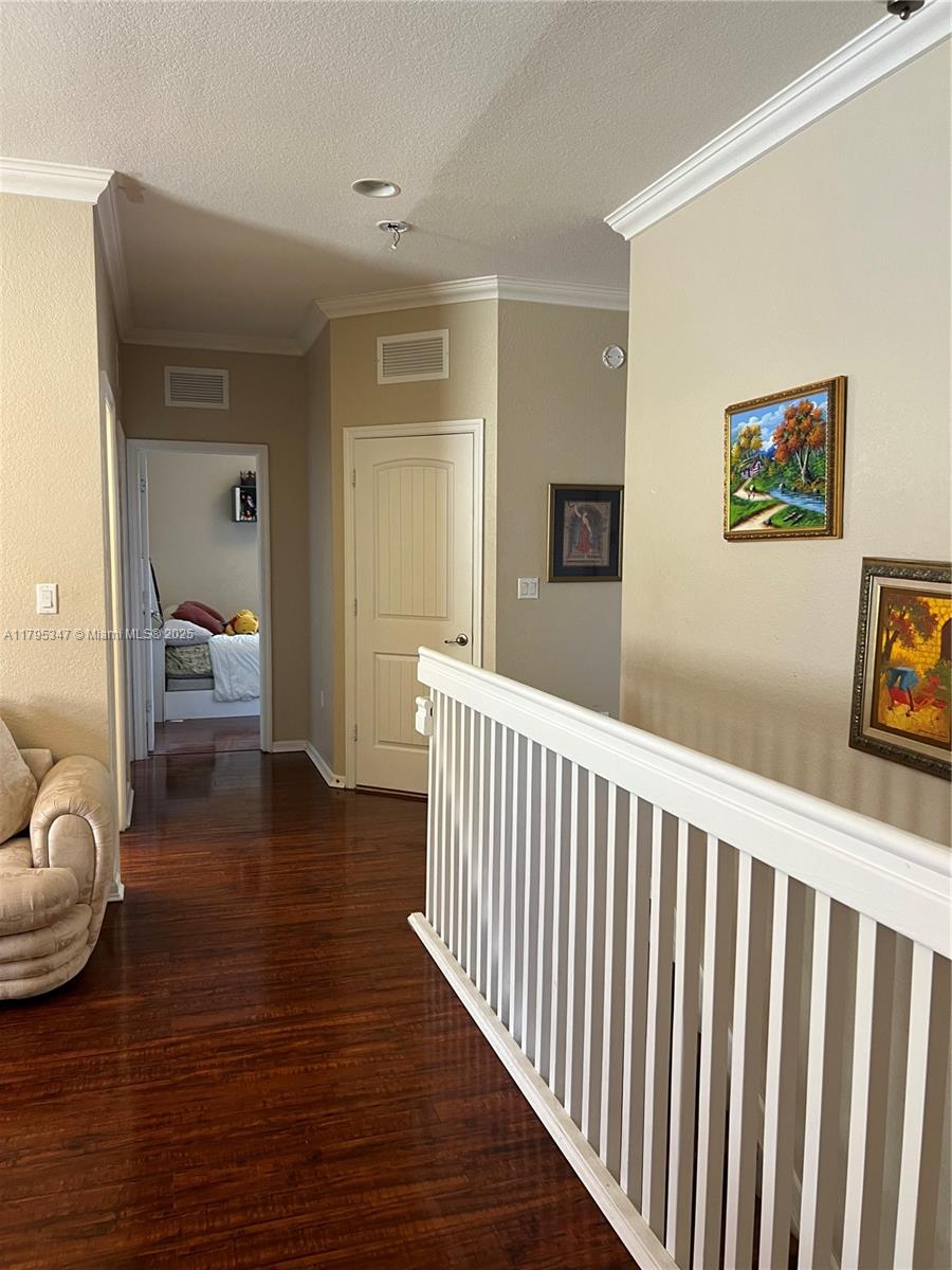 COUNTRY GARDENS SOUTH - Residential