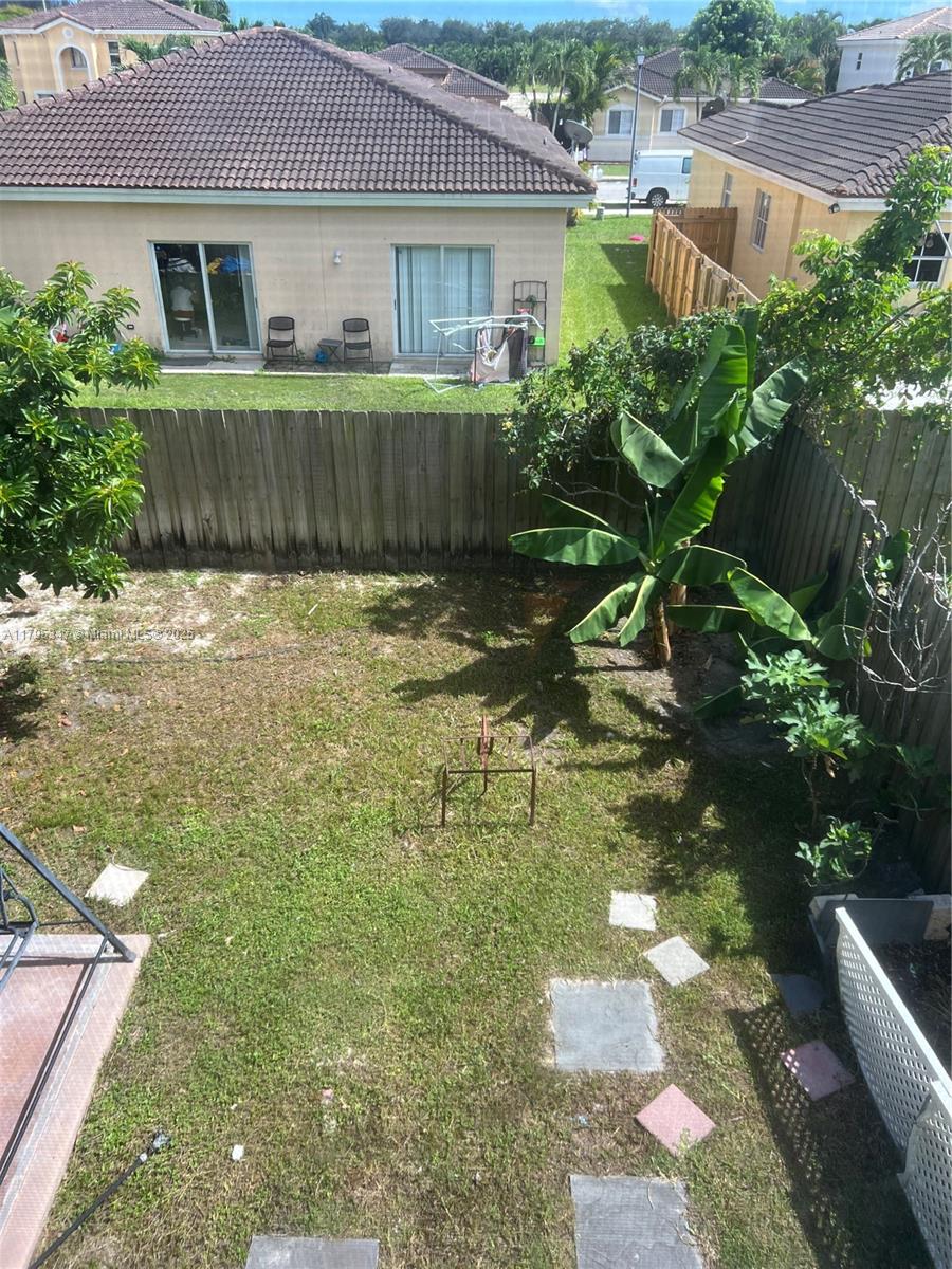 COUNTRY GARDENS SOUTH - Residential